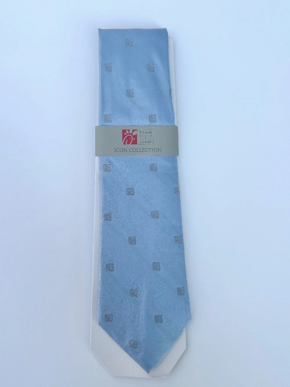 Periwinkle Chick-fil-A Solid Icon Tie – New in Package